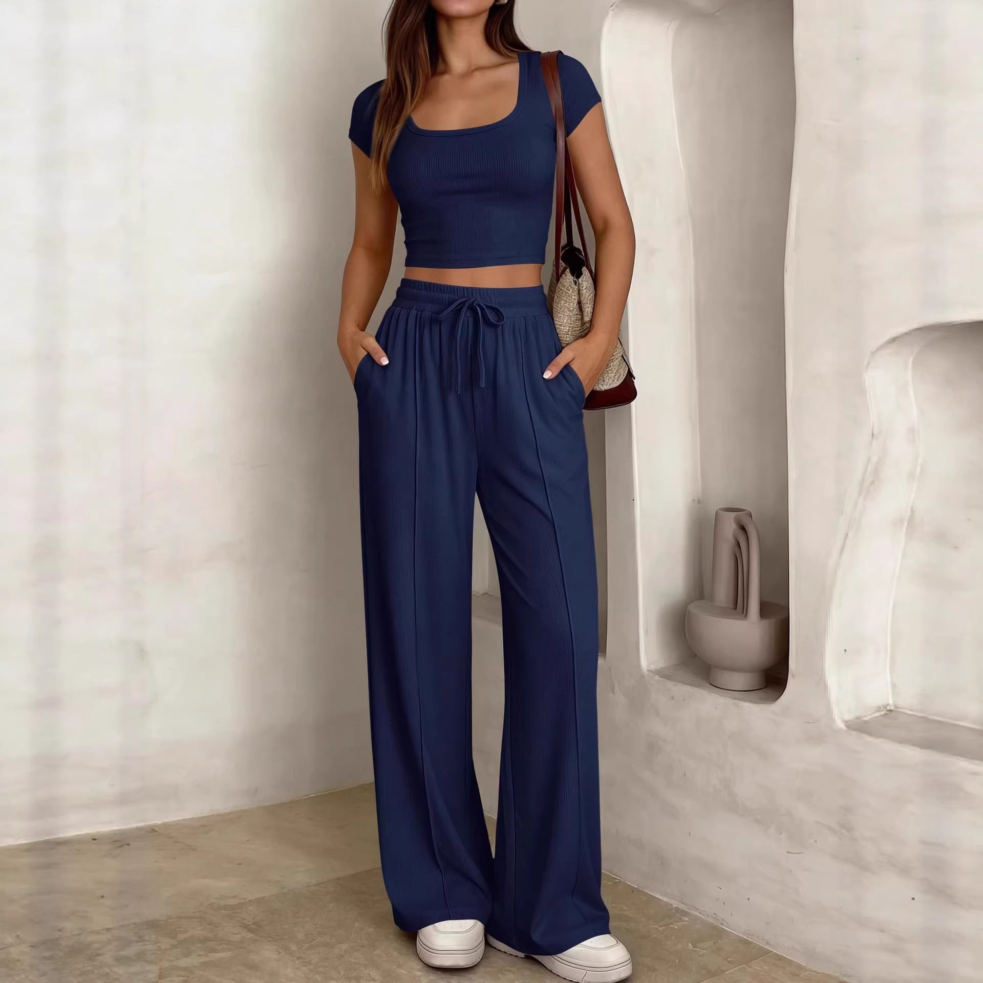2-piece Short-Sleeve Pants Set with Crop Top