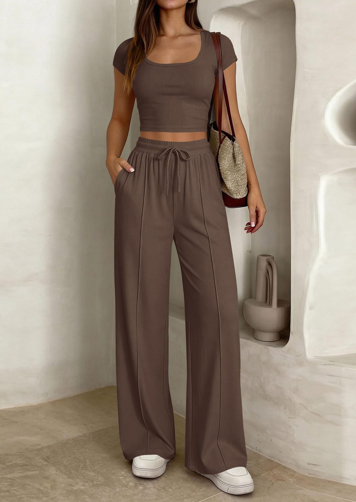 2-piece Short-Sleeve Pants Set with Crop Top