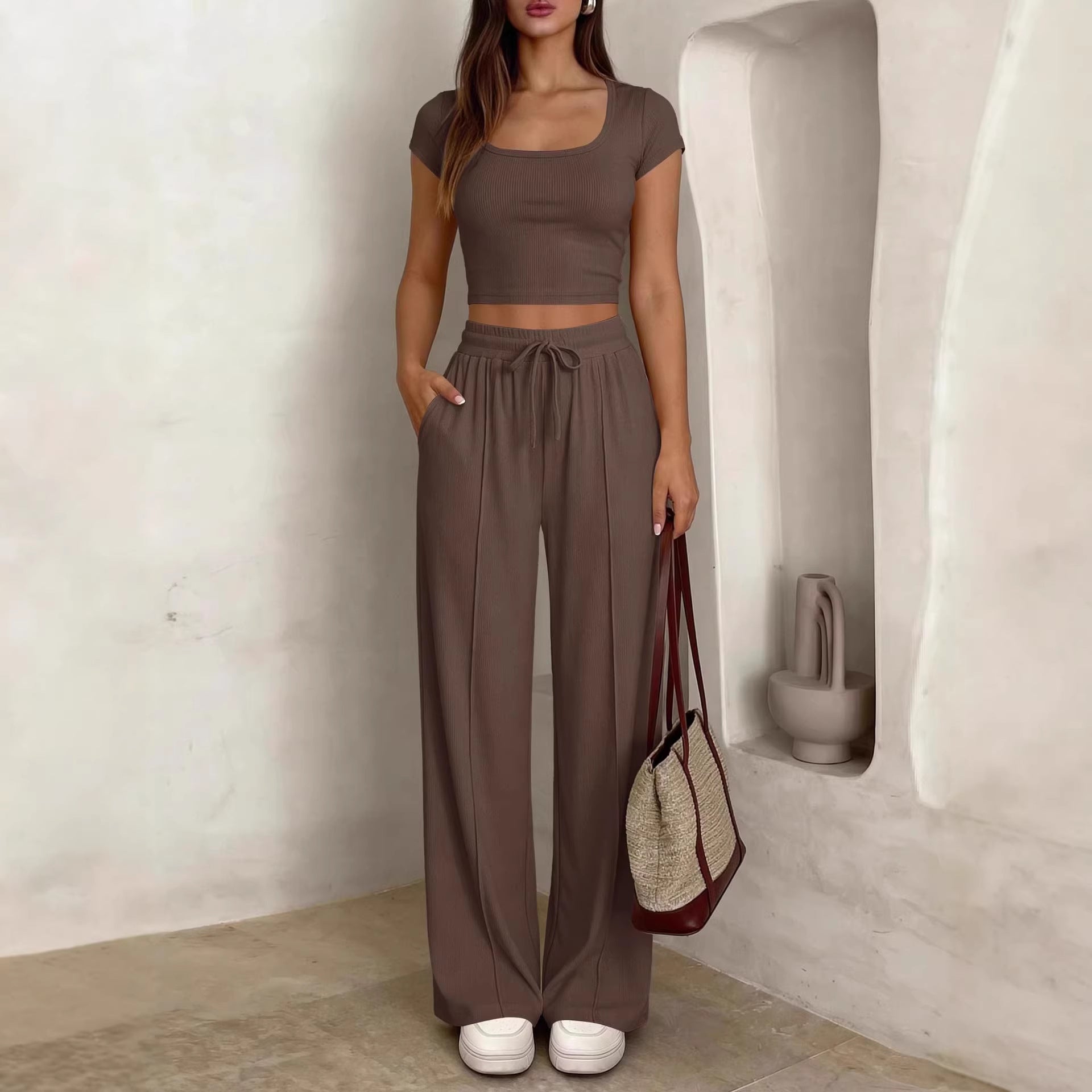 2-piece Short-Sleeve Pants Set with Crop Top