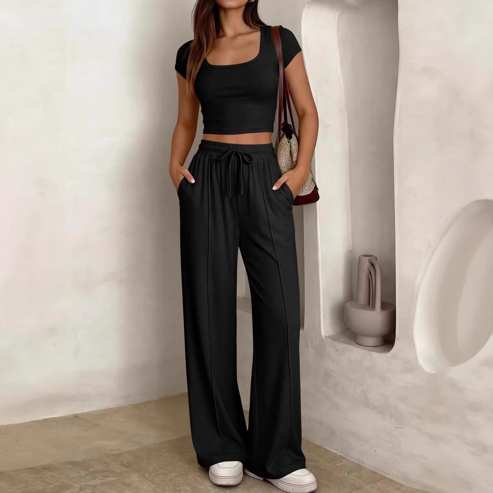 2-piece Short-Sleeve Pants Set with Crop Top